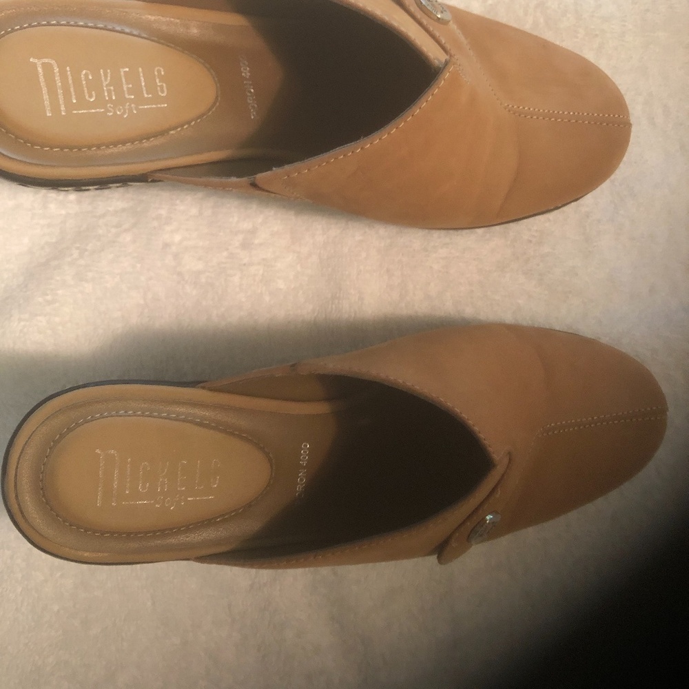 Shoes - Picture 2 of 3
